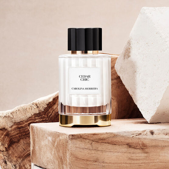 Perfume Carolina Herrera Confidential Cedar Chic Unissex Eau de Parfum